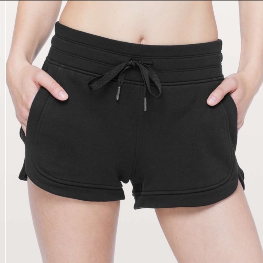 Lululemon hit reset short